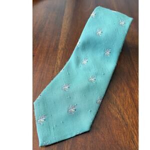 Michael Reed Designer Collection Men's Blue NeckTie With Pheasants Silk Blend